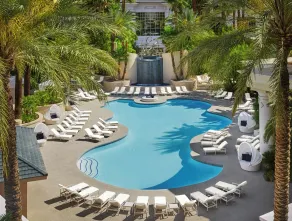 Four Seasons Hotel Las Vegas - Pool