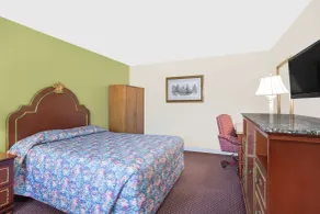 Knights Inn Emporia - Room