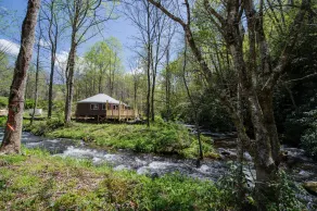 stayNantahala - Smoky Mountain Cabins and Luxury Yurts - Værelse