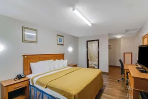Americas Best Value Inn Torrington, CT - Chambre