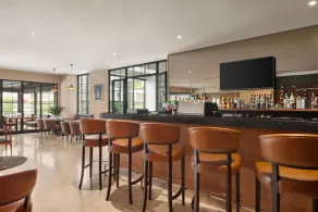 Ramada by Wyndham Izmir Aliaga - Restaurant