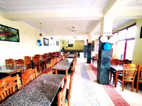 Blue Pine Resort - Restaurant