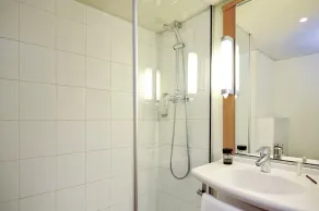 ibis Lille Centre Gares - Salle de bain
