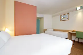 ibis Egletons - Camera