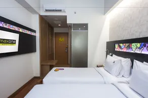 MaxOneHotels at Dharmahusada Surabaya - Room