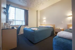 Kiwi International Hotel - Room