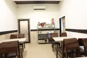 Hotel Kamran Residency- Near US Embassy - Restaurant