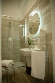 Porta Aragonese Luxury Rooms - Banheiro