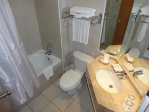 Hotel Diego de Almagro Los Angeles - Badeværelse