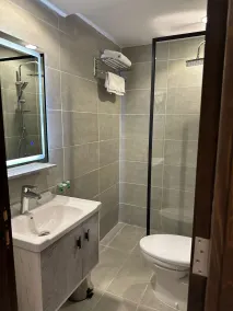 Ghima Apartments - Bathroom