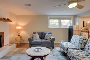 Cozy Suite for Couples and Travel Nurses - Innenbereich