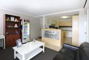Lodestar Waterside Apartments - Hall