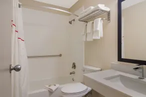 Red Roof Inn Greensburg - Salle de bain
