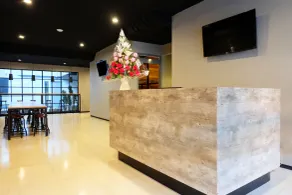 Livinn Hostels Gubeng Station Surabaya - Reception