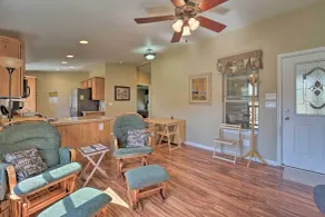Secluded Durango Cabin ~ 11 Mi to Downtown! - Innvendig