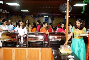 Srivar Hotels - Restaurant