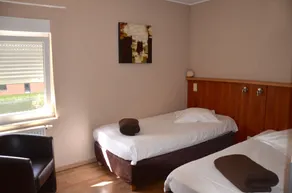 Hotel Le Midi - Room