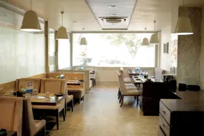 Varju villa city center  - Restaurant