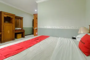 RedDoorz Syariah @ Cipanas - Værelse