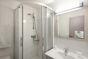 BRIT HOTEL Essentiel CAHORS Nord - Banheiro
