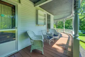 2-acre Property: Victorian Home in Brownville! - Interiør