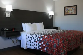 Econo Lodge Inn & Suites Southeast - Chambre