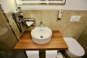 The Rhin Hotel - Bathroom