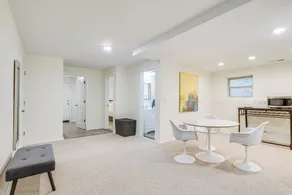 Walk to Lake Michigan: Chicago Apt w/ Yard - Interiør
