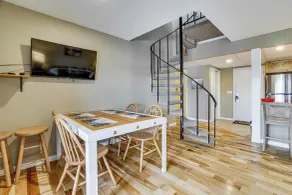 Lake & Boat Slip Access! Family Condo in Greentown - Innenbereich