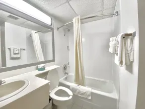 Brentwood Inn & Garden - Salle de bain