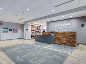 Hampton Inn & Suites Cincinnati Midtown Rookwood - Rezeption