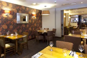 Premier Inn London Ealing - Restaurant