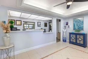 Spacieux appartement en copropriété avec barbecue, jacuzzi et piscine chauffée | Vue sur l'eau - Réception