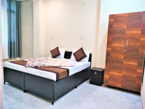 Comfort Inn Hotel.Near MayurVihar Metro1 - Chambre
