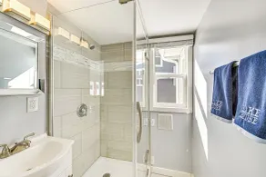 Lakefront Home w/ Boat Dock in Benton Harbor! - Interiør