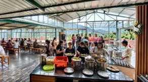 The Himalaya Retreat Resort, Experience Nature in the Lap of Himalayas - Restaurant