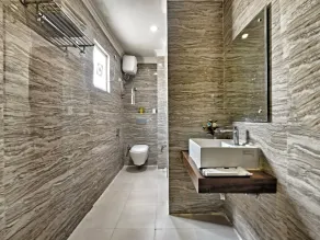 Airport Hotel Delhi Aerocity - Bathroom