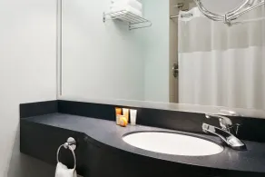Club Quarters Hotel Wacker at Michigan, Chicago - Salle de bain