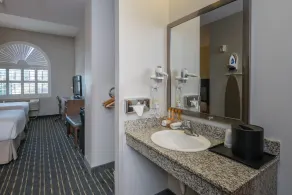 Hotel Aura SFO Airport FREE SHUTTLE - Chambre