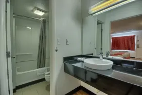 Motel 6-Lima, OH - Salle de bain