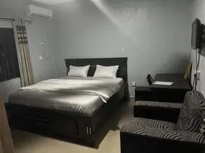 Lorrybee plaza Hotel  - Værelse