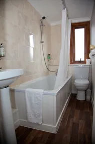 Richmond House Hotel - Bathroom