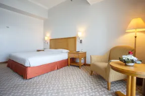 The Linden Suites - Chambre