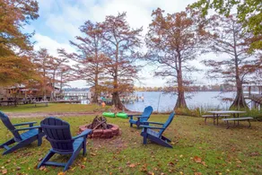 Lakefront Netterville Landing Home w/ Private Dock - Innenbereich