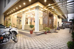 Hotel SK Grand - Restaurant