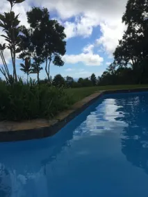 Serenity Rainforest Retreat - Außenpool