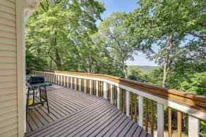 Hot Tub at Mountain-View Ozarks Retreat! - Interiör