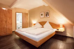 Stumbergers Hotel - free parking - - Chambre
