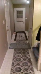 HB Guest Home 3 - Interior entrance