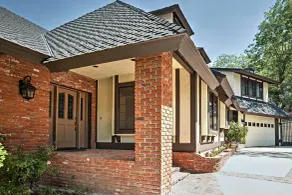 Lake Arrowhead House w/ Lake Views & Wet Bar! - Intérieur